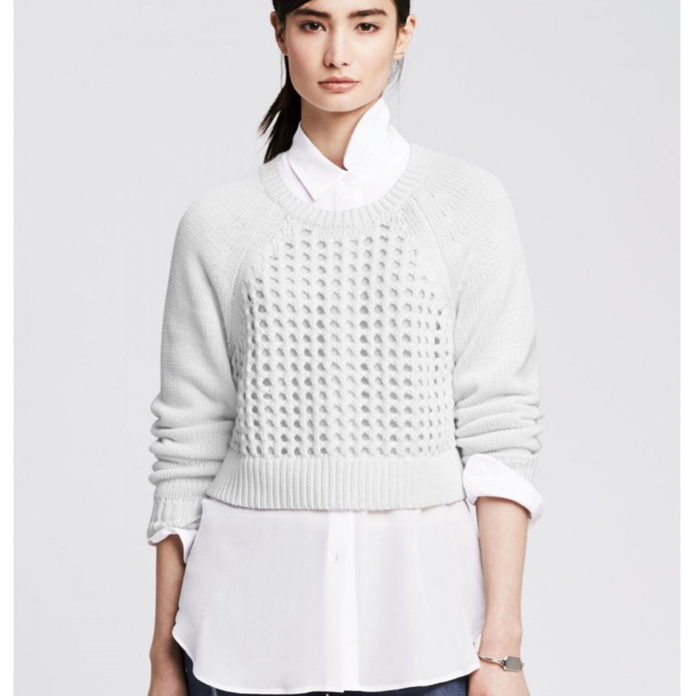REDUCED!! ⬇️ ✂️Banana Republic Cropped Open Knit sweater